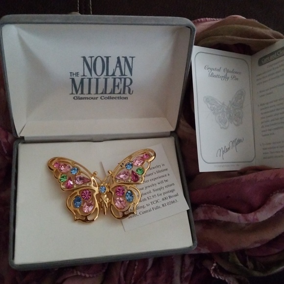 Nolan Miller pin brooch